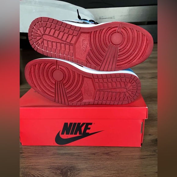 Jordan 1 fearless unc to Chicago red - Picture 5 of 6